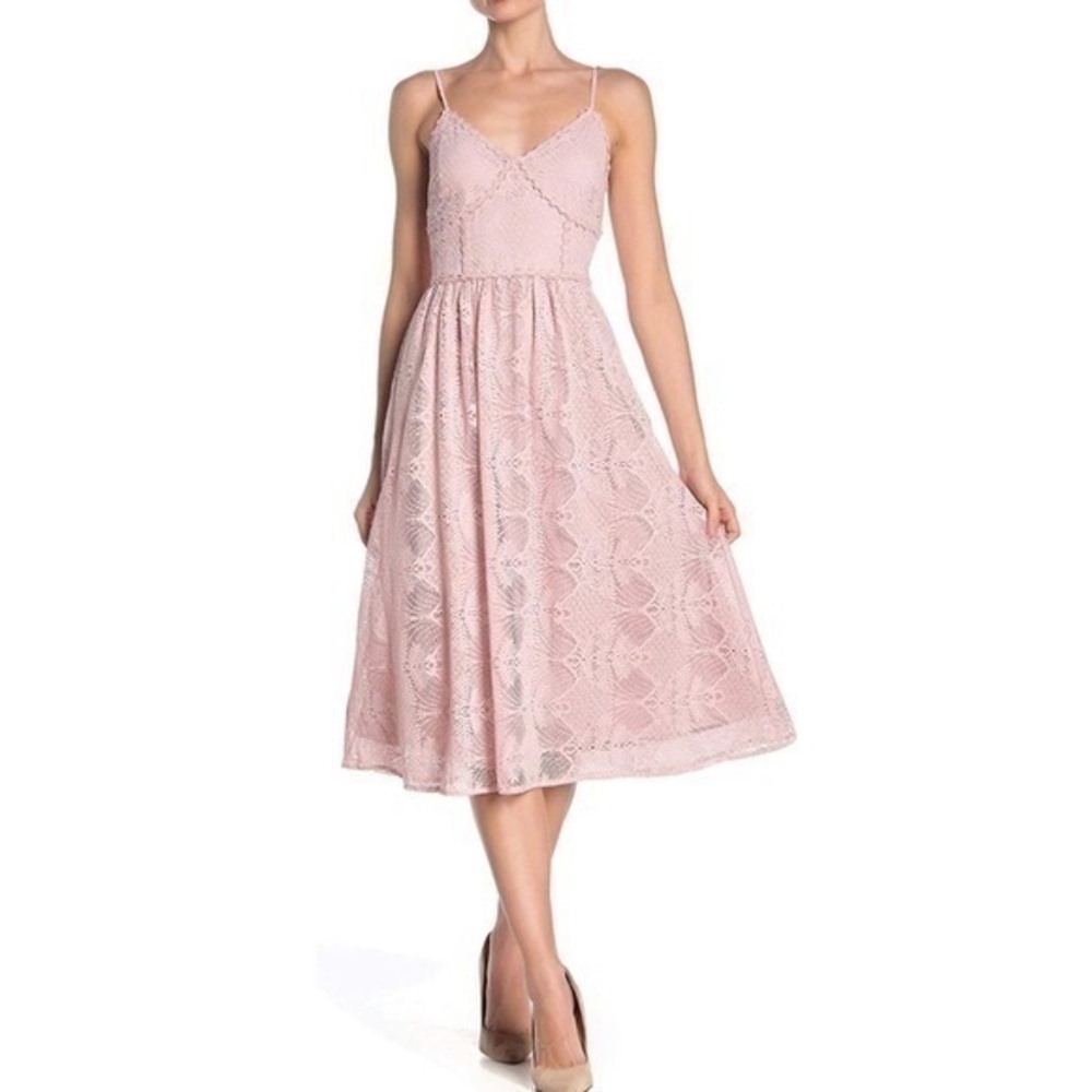 NSR Dusty pink lace floral crochet midi dress L